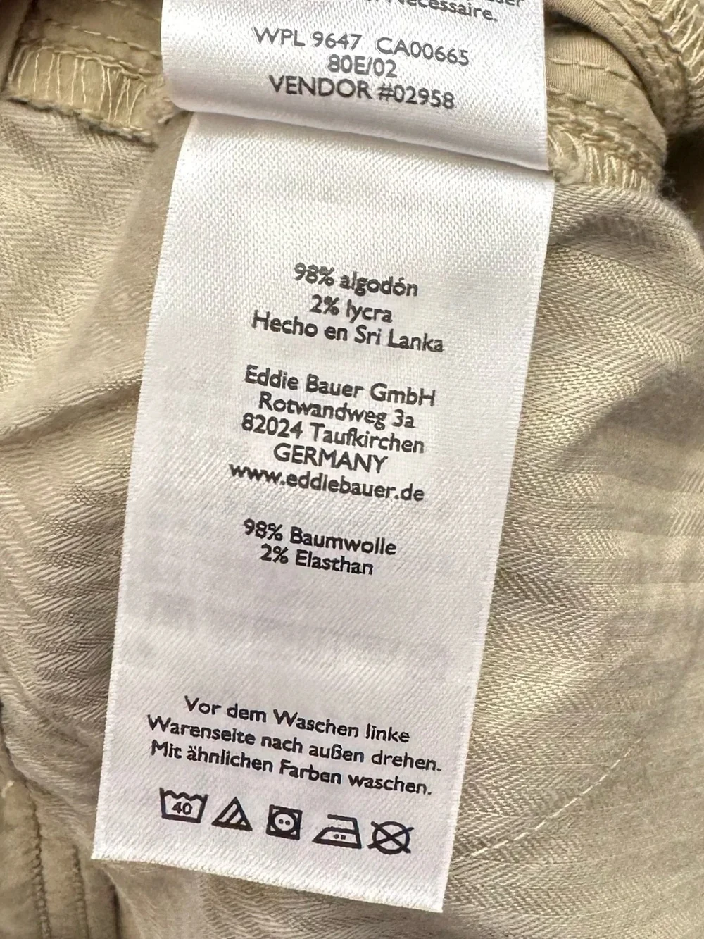 NWT Eddie Bauer Chino Shorts Women's 14 Khaki Slightly Curvy Embroidered Logo
